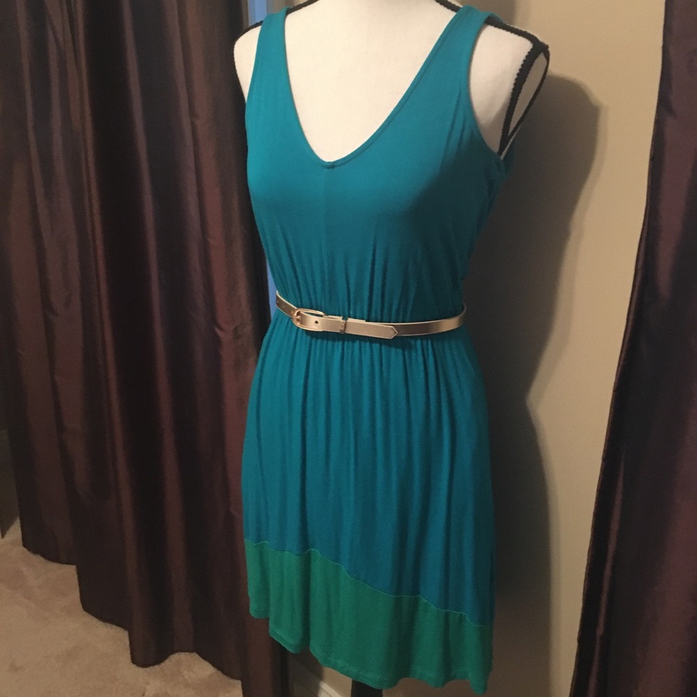 Bebe Spring Dress - Picture 2 of 4